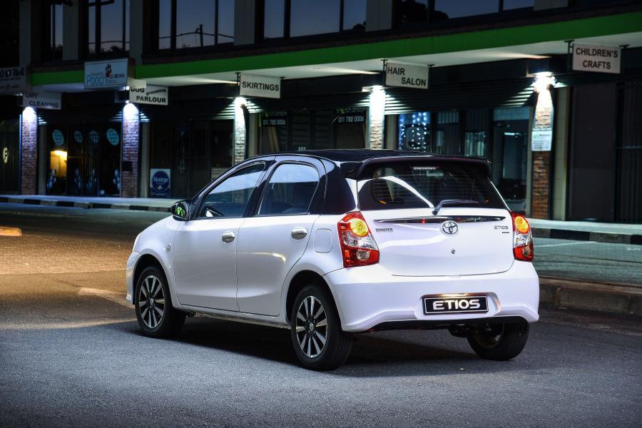  Toyota Etios Sport 2018 года  (ZA) (фото 9 из 33)